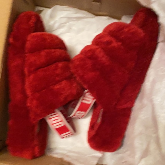 Ugg fluffy slippers - Picture 2 of 2